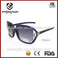 custom logo fashion design sunglasses with screw pattern temple